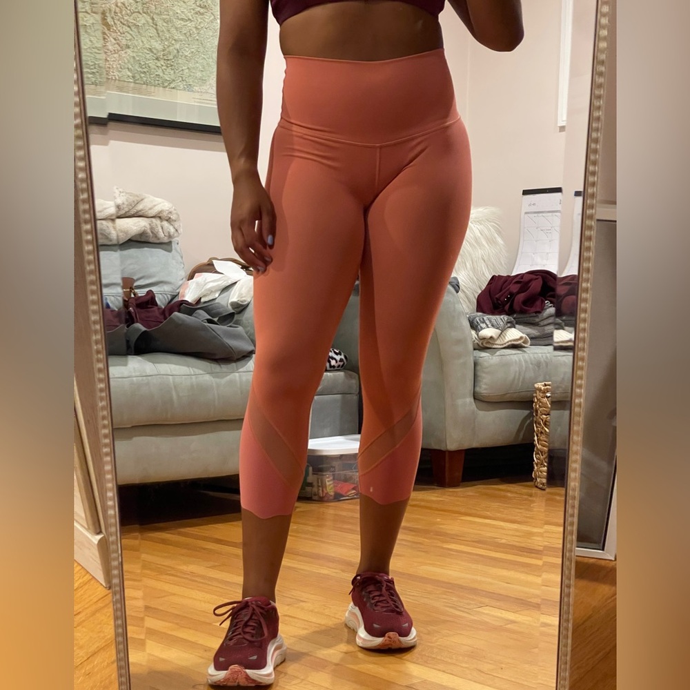 Lululemon Cropped Leggings - GONE BY 8/20‼️